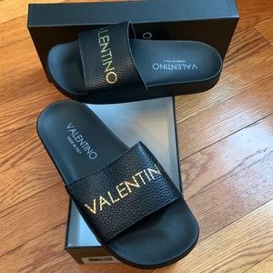 Nwt valentino slides in 36